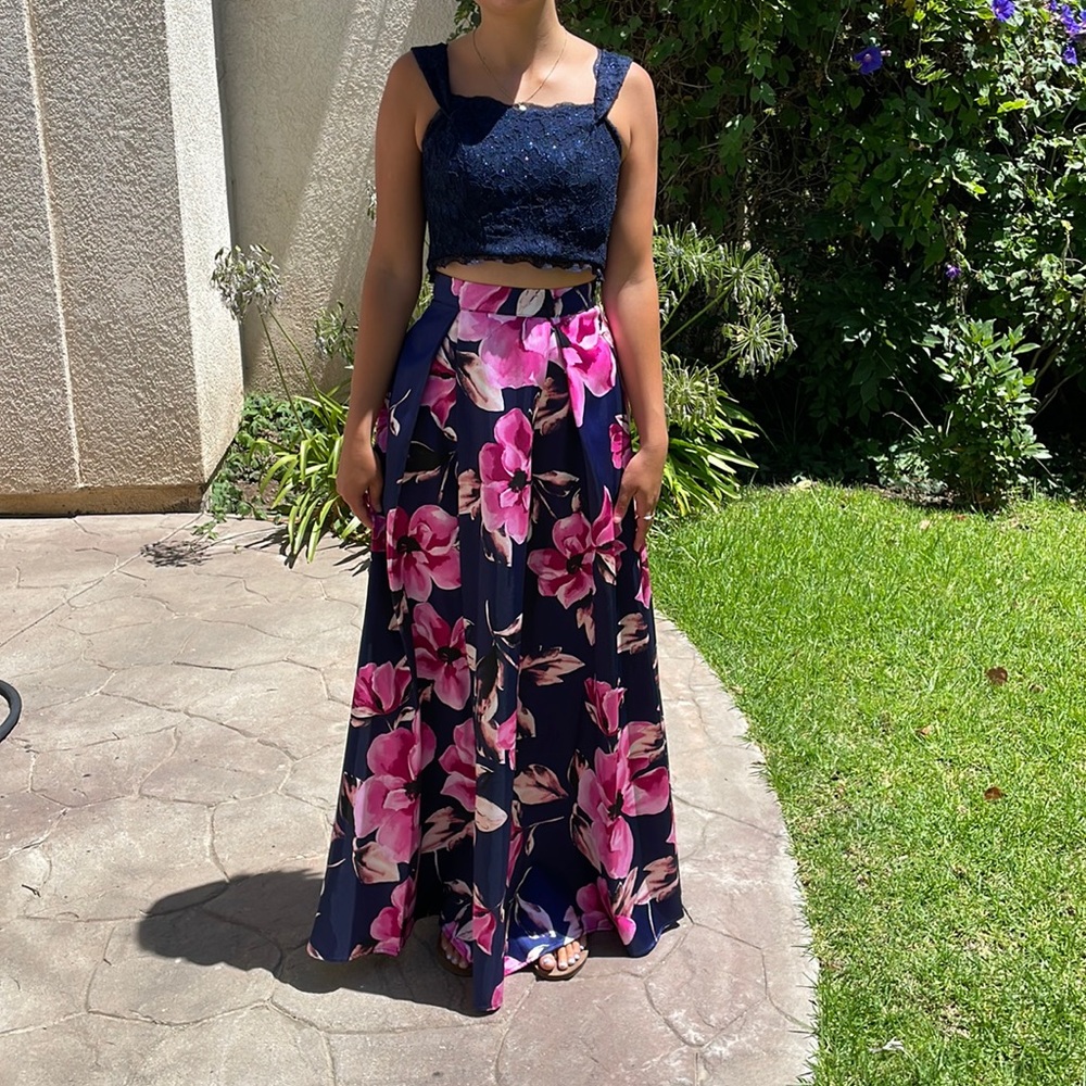 Beautiful prom dress (two piece)!!